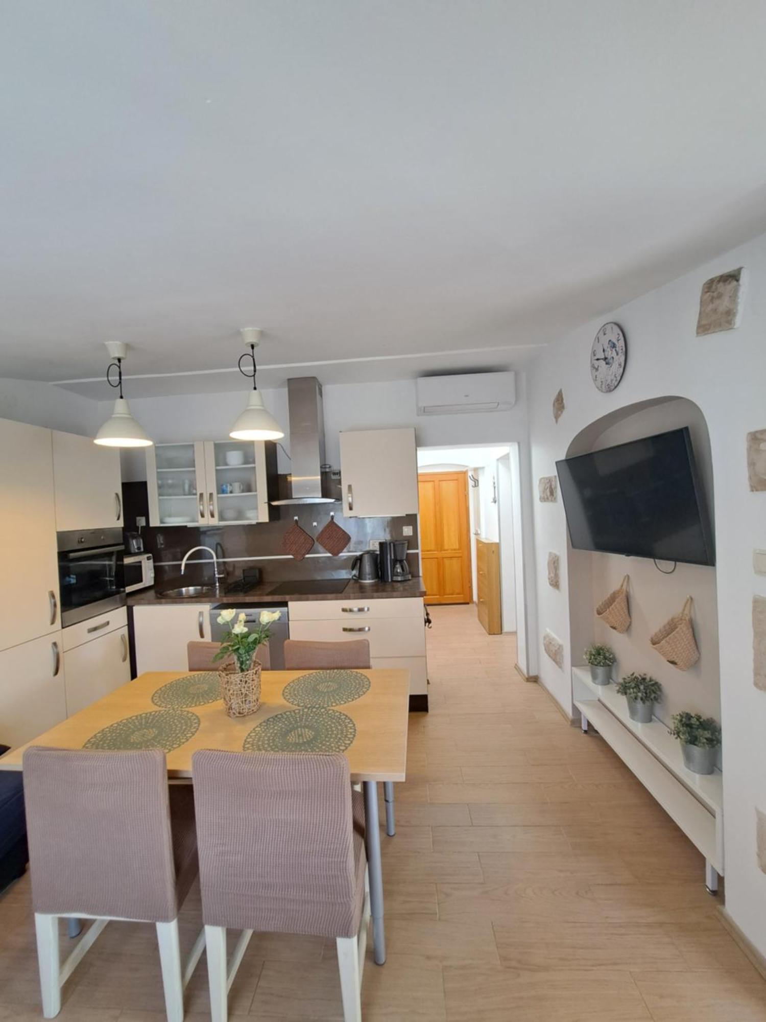 Sweet Home Lustig Pula Exterior foto